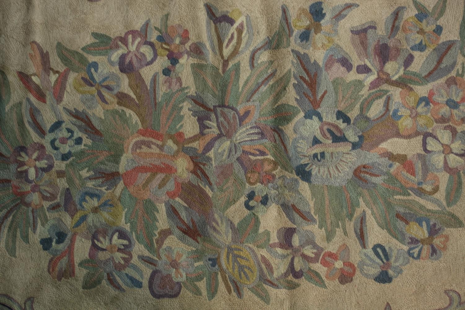 A half moon Inidan chain stitch rug with floral design. L.144 W.77cm - Image 3 of 7