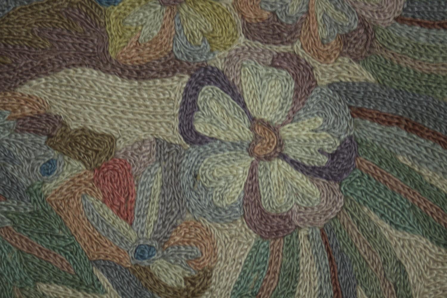 A half moon Inidan chain stitch rug with floral design. L.144 W.77cm - Image 7 of 7
