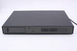 A Naim CD player. H.6 W.43 D.30cm. Type NACD 3-5. (CD tray not closing correctly and CD not reading
