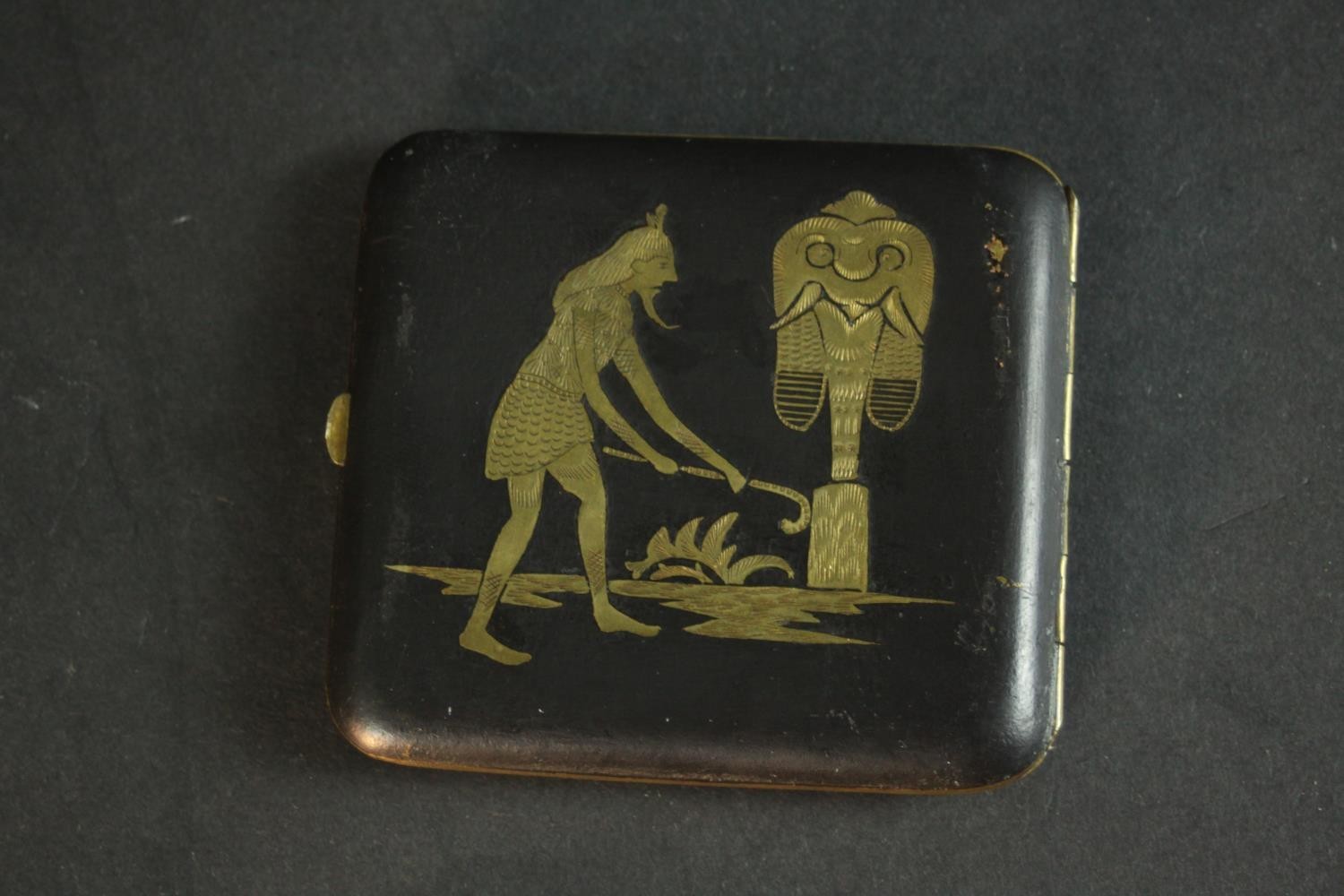 A collection of curiosities, including an Egyptian revival Damascene ware cigarette case, a - Image 6 of 8