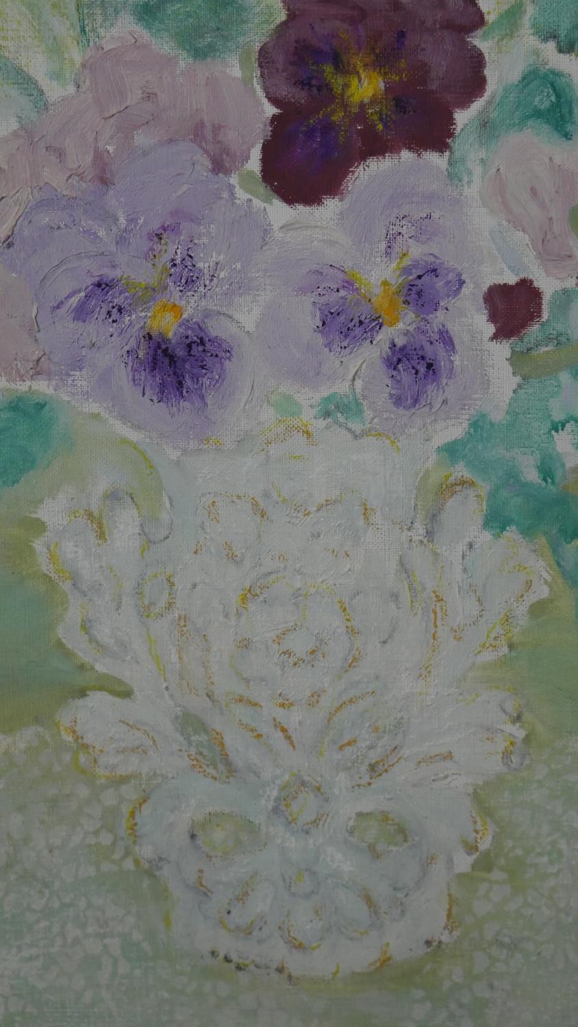Jocelyne Seguin, French, (1917 - 1999), Oil on canvas , still life of a vase of flowers, signed - Image 4 of 6