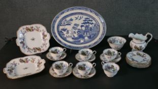 A part six person Aynsley Pagoda pattern tea set (one saucer missing) and a blue and white Chinese