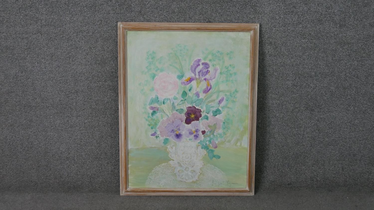 Jocelyne Seguin, French, (1917 - 1999), Oil on canvas , still life of a vase of flowers, signed - Image 2 of 6