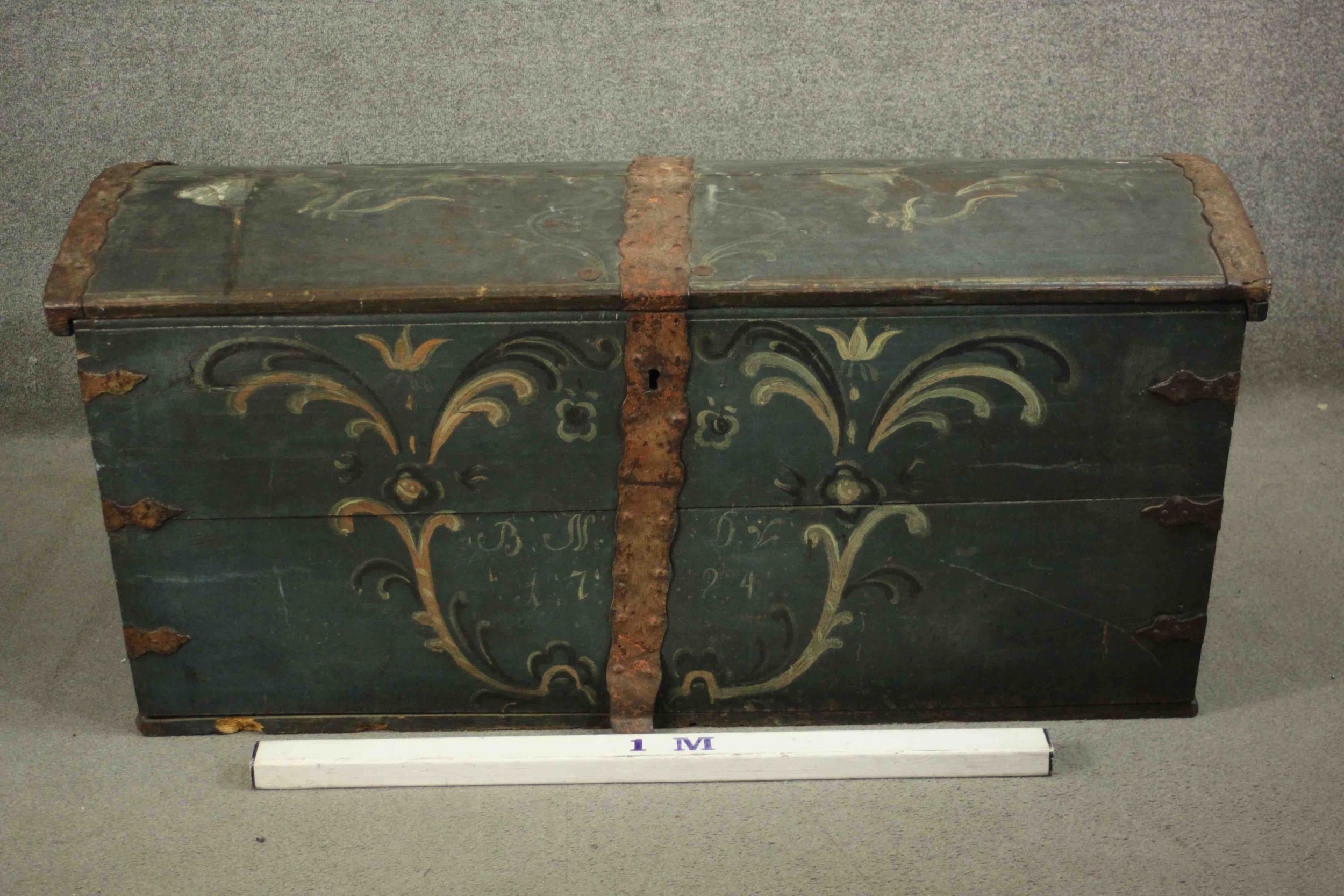 An early 18th century hand painted trunk, with iron mounts. H.67 W.147 D.61cm. - Image 2 of 10