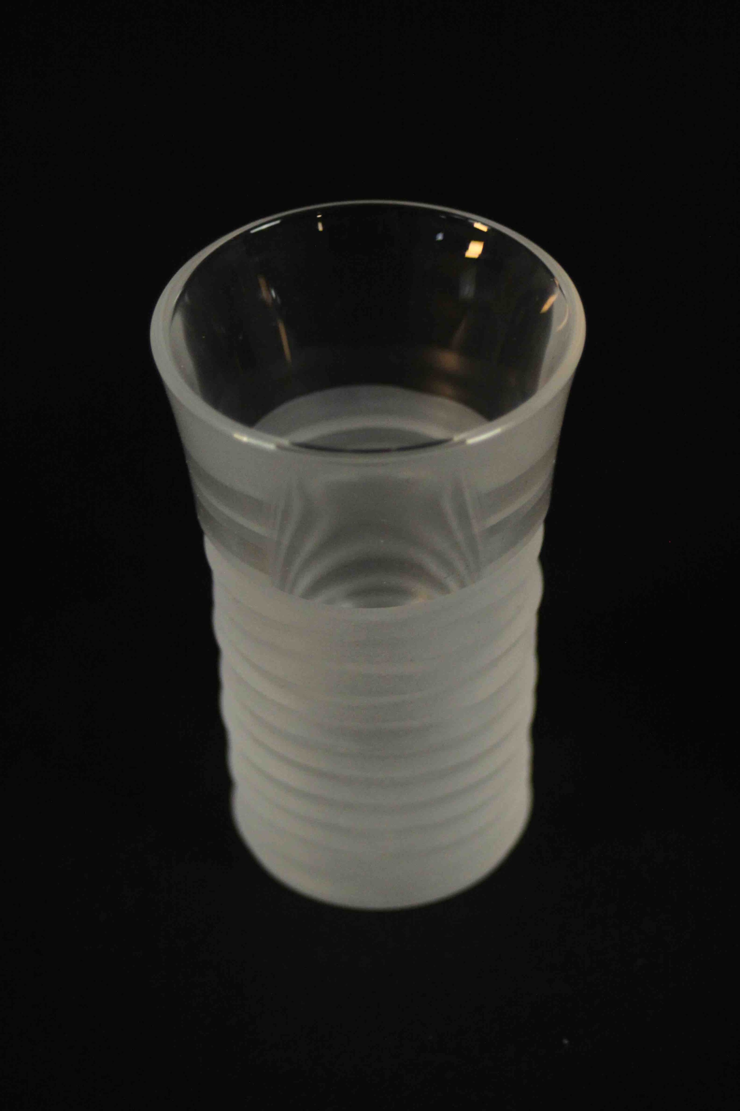 Two sets of six contemporary Salviati Italian glass 'Dune' shot glasses, with engraved decoration, - Image 17 of 21