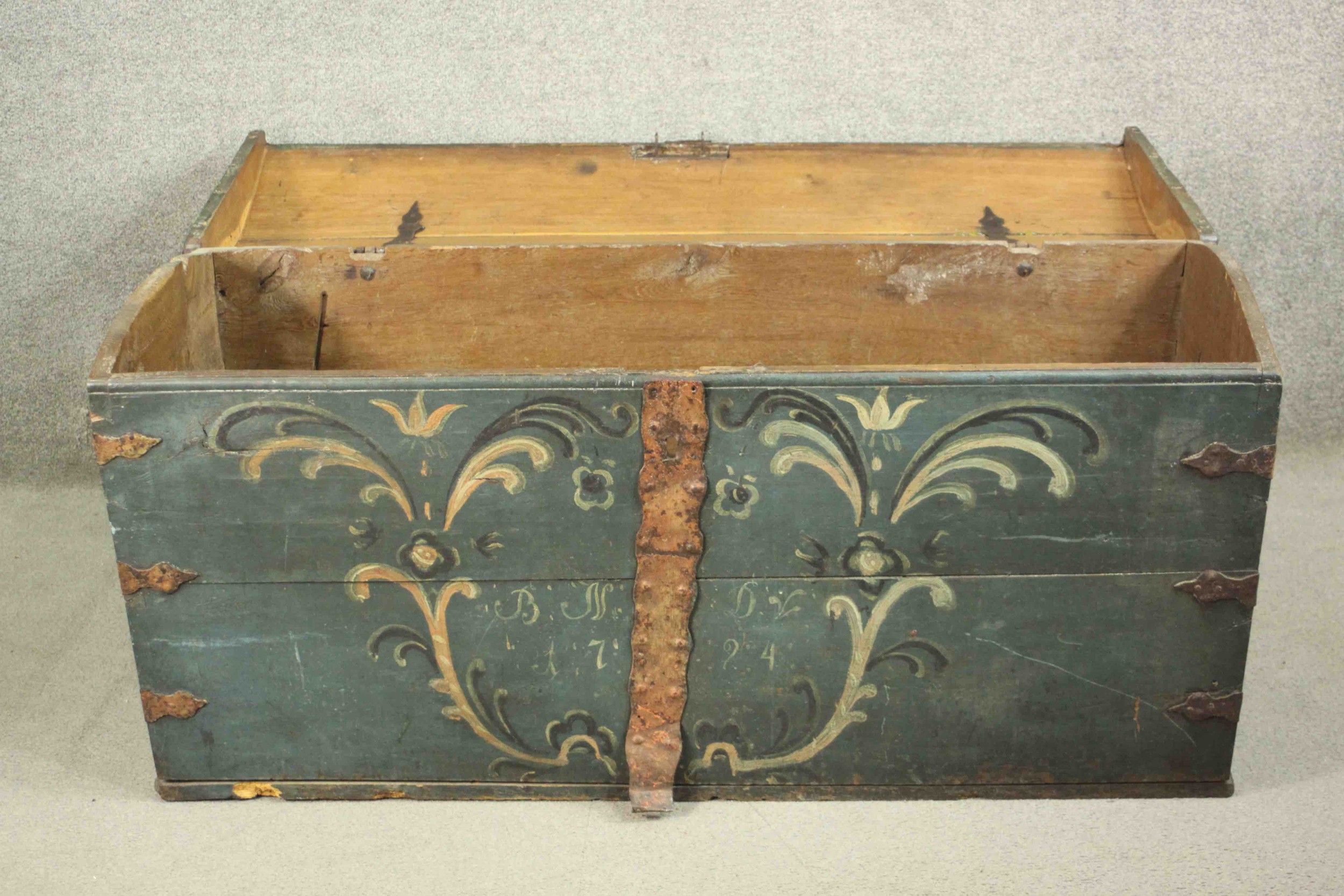 An early 18th century hand painted trunk, with iron mounts. H.67 W.147 D.61cm. - Image 4 of 10