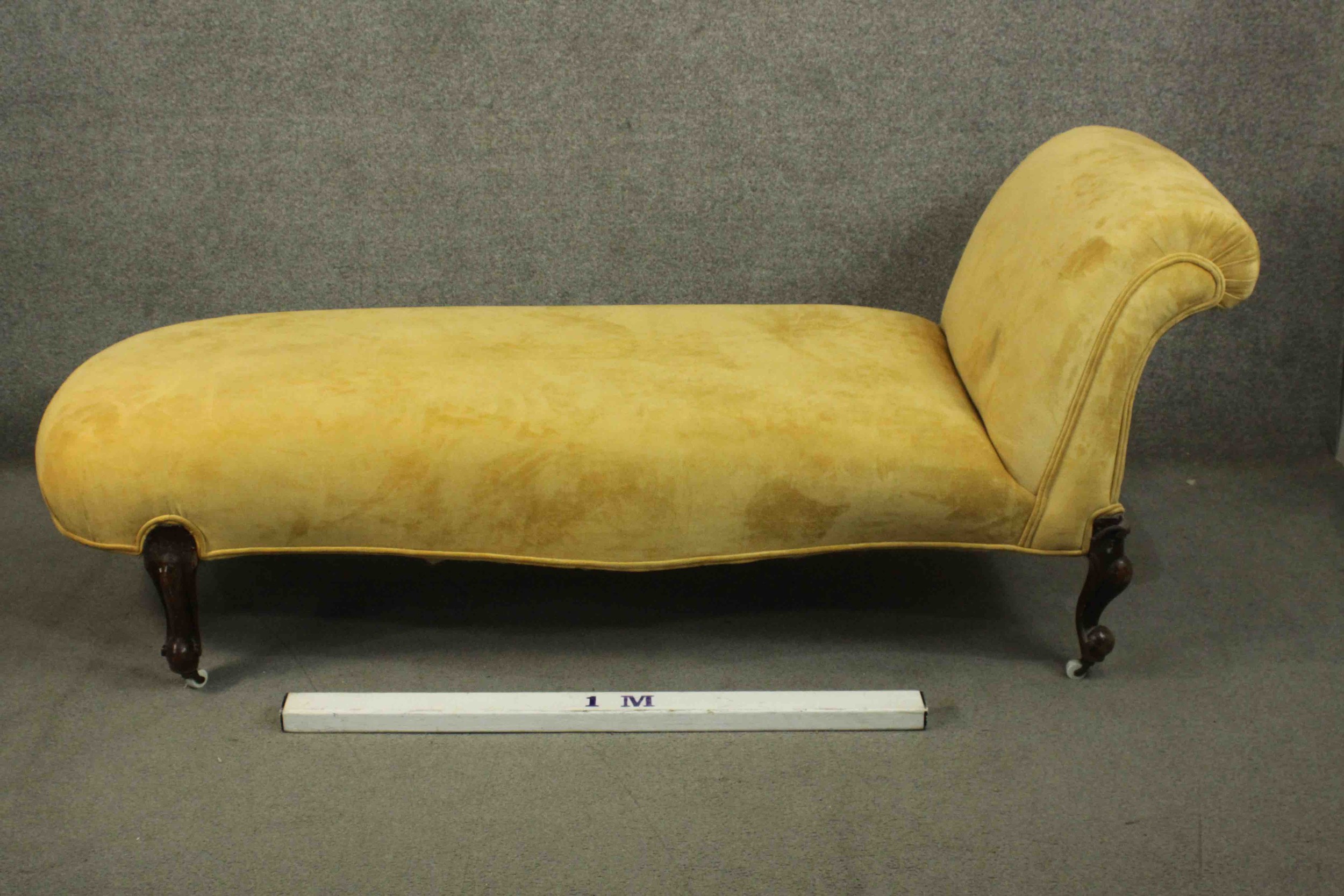 A Victorian mahogany chaise longue, upholstered in yellow fabric, on cabriole legs. H.80 W.100 D. - Image 2 of 7