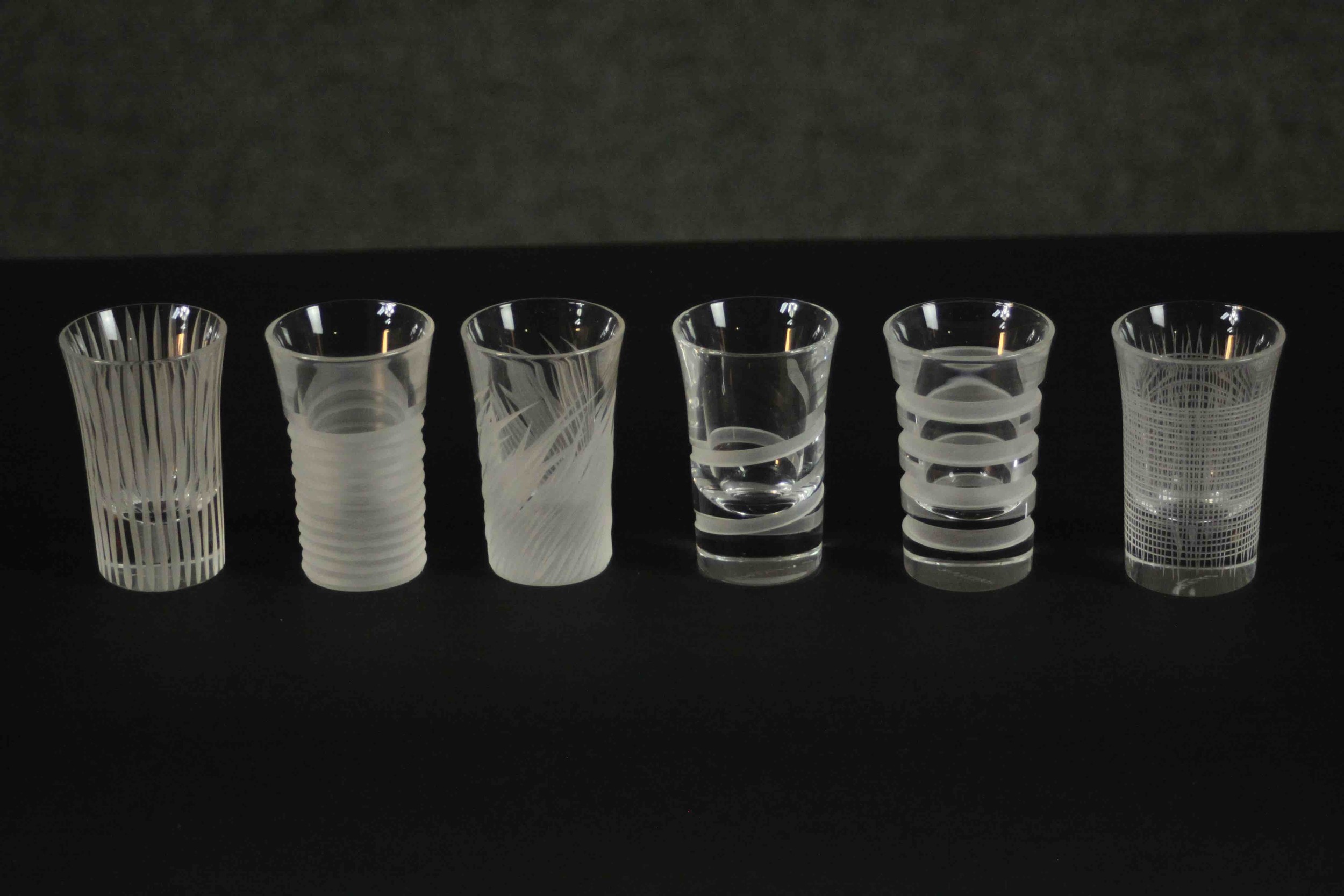Two sets of six contemporary Salviati Italian glass 'Dune' shot glasses, with engraved decoration, - Image 15 of 21