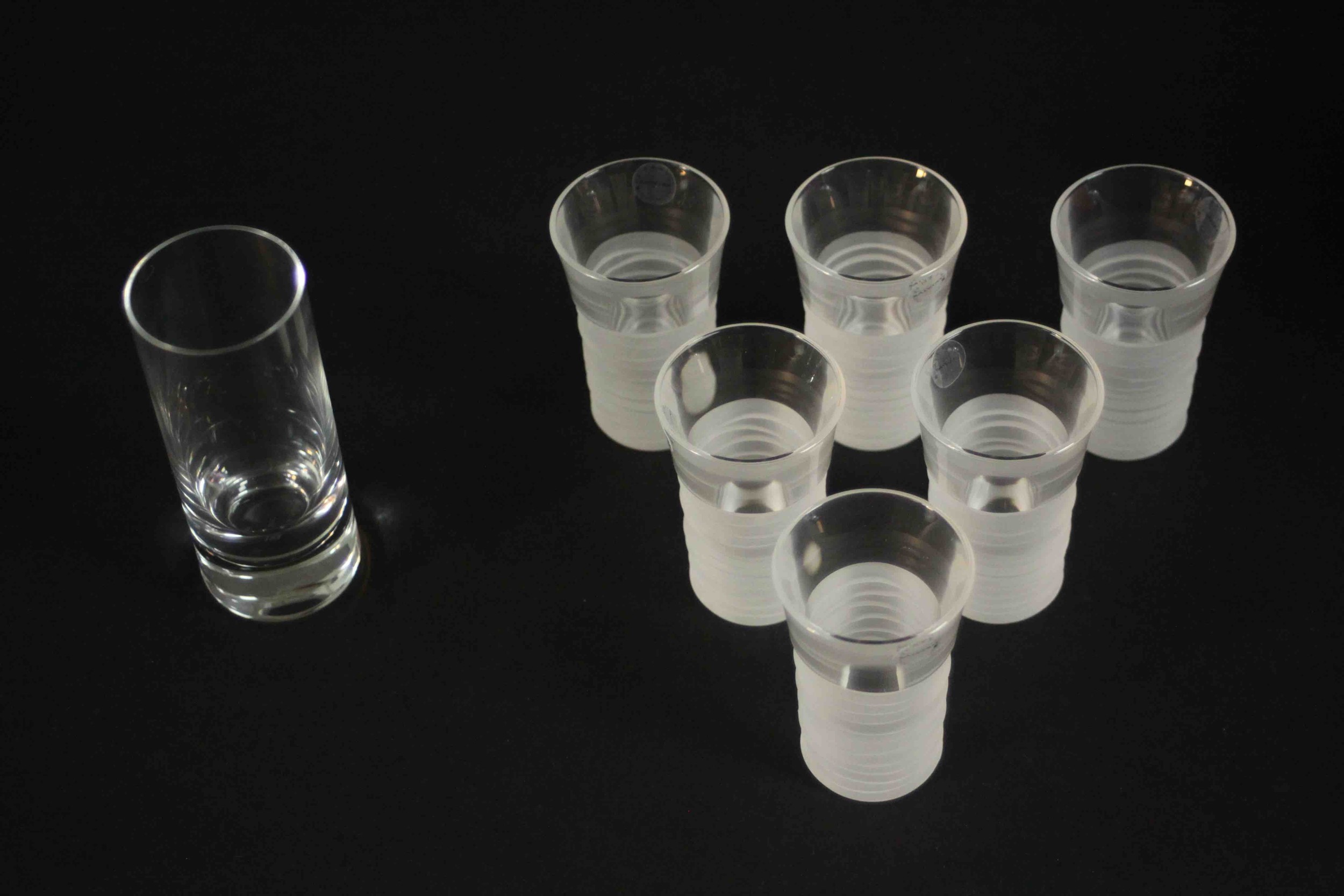 Two sets of six contemporary Salviati Italian glass 'Dune' shot glasses, with engraved decoration, - Image 8 of 21