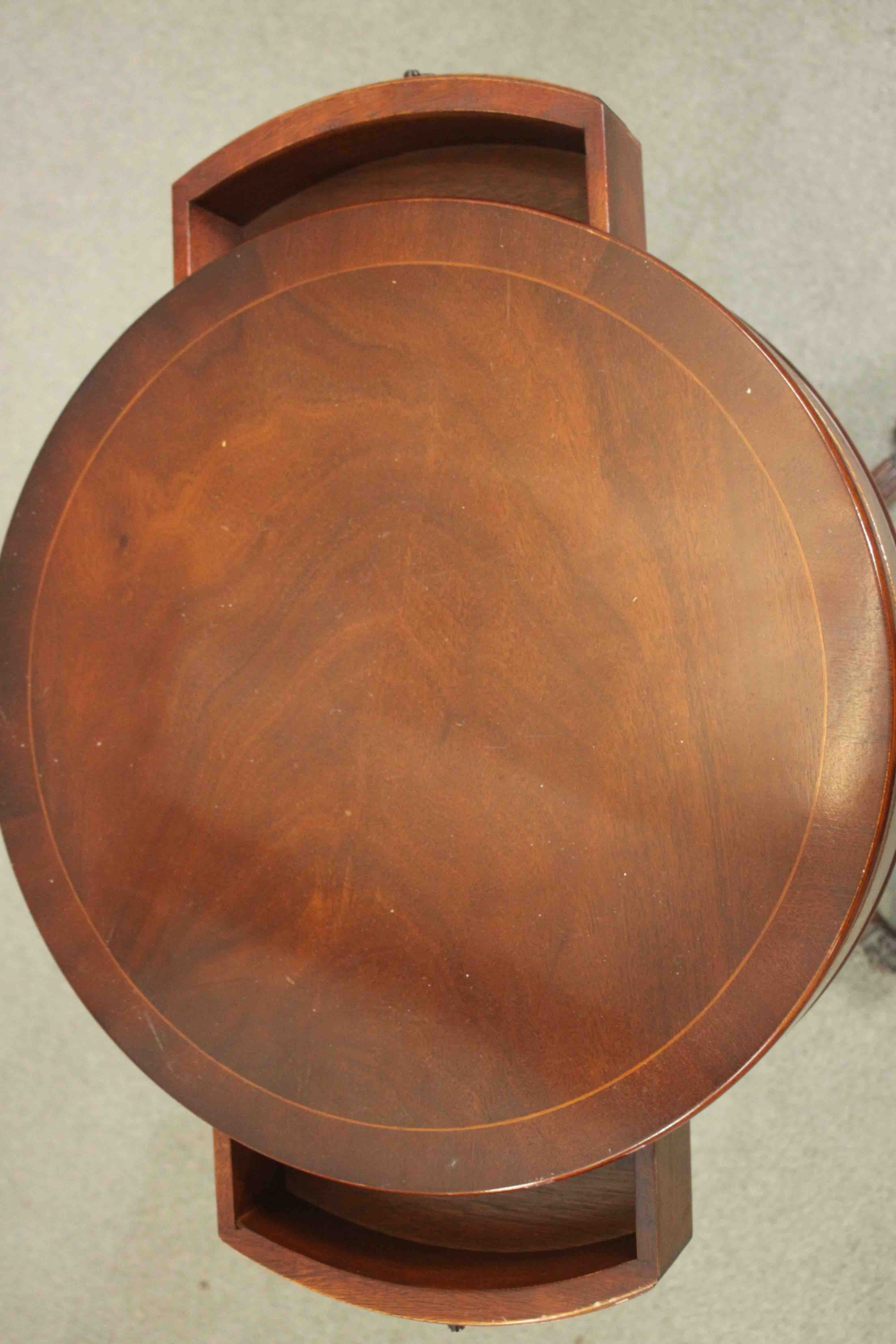 A reproduction mahogany drum occasional table, the circular top with two drawers, on a vase turned - Image 4 of 6