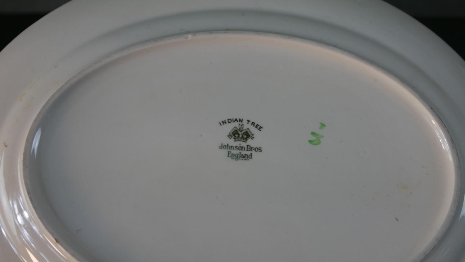 A Johnson Brothers Indian Tree pattern eight person part dinner service. Includes seven tea cups and - Image 3 of 9