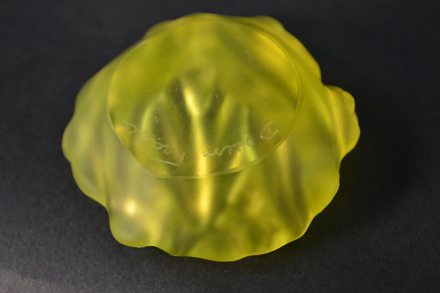 A boxed pair of Daum mini 'Mimosa' design uranium glass salts with glass spoons (one broken). Signed - Image 6 of 8