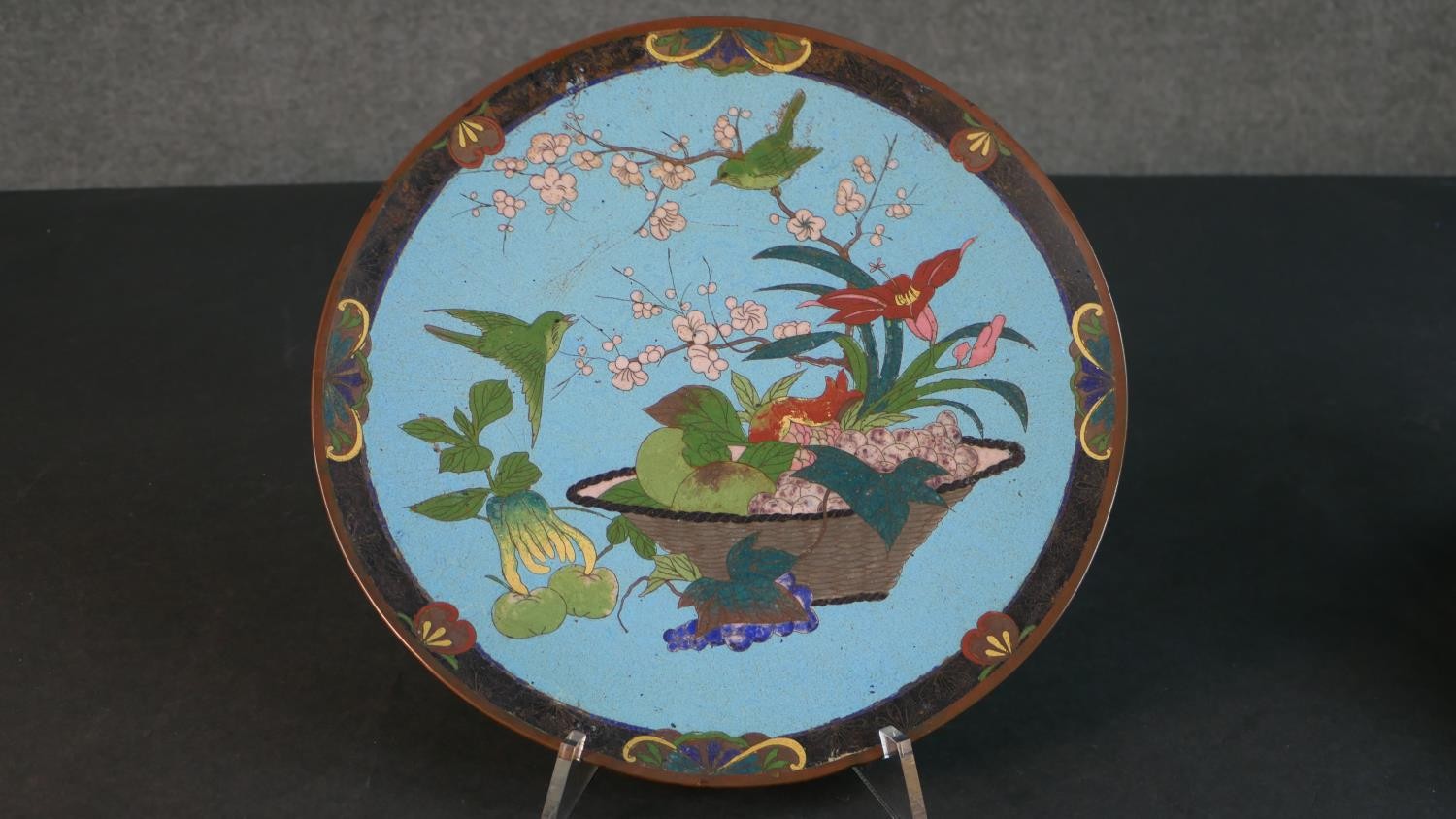 A collection of seven Meji Period Japanese cloisonné plates. Two with a dragon design on red - Image 2 of 16