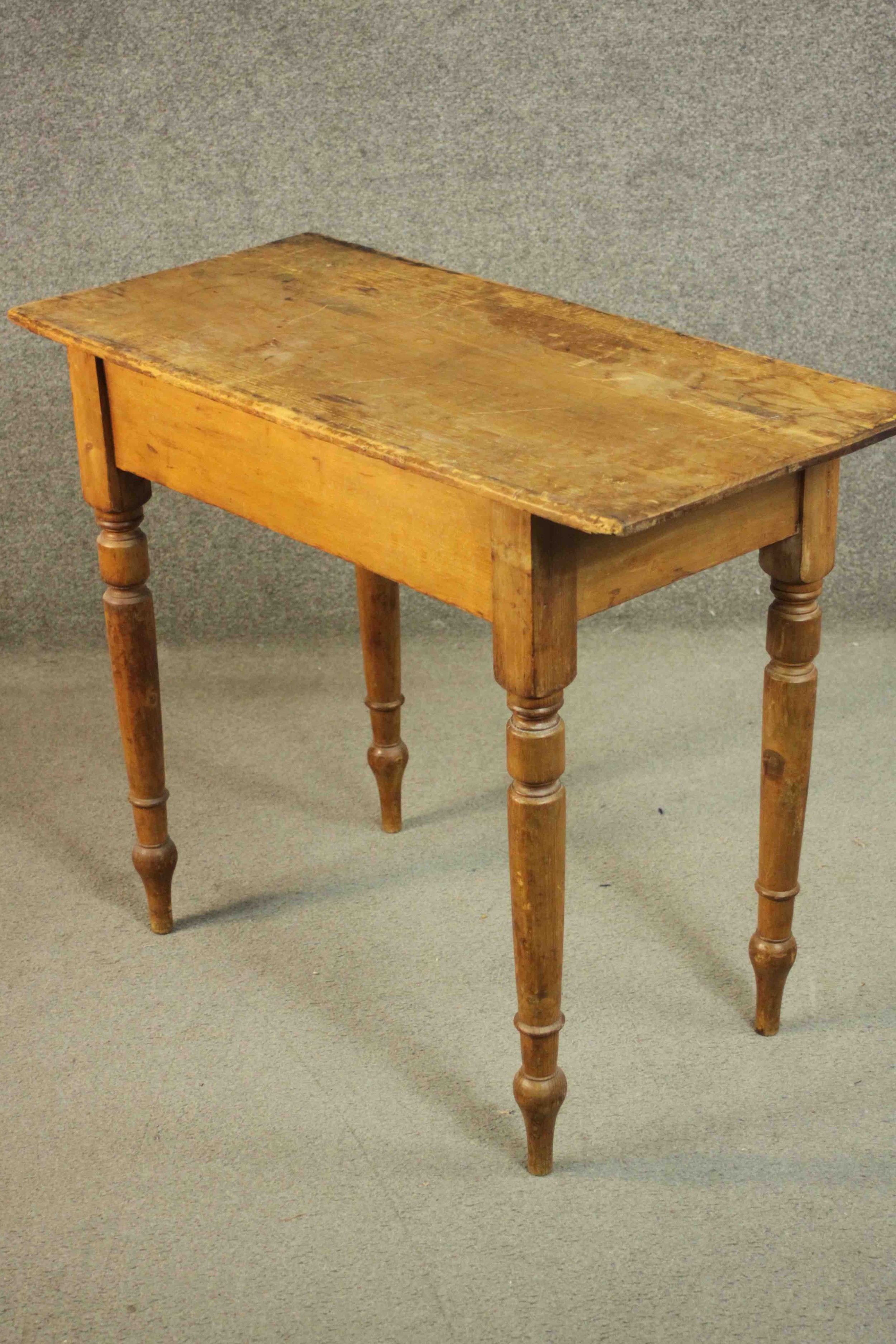 A Victorian pine side table, of rectangular form with turned legs. H.73 W.91 D.43cm. - Image 5 of 6