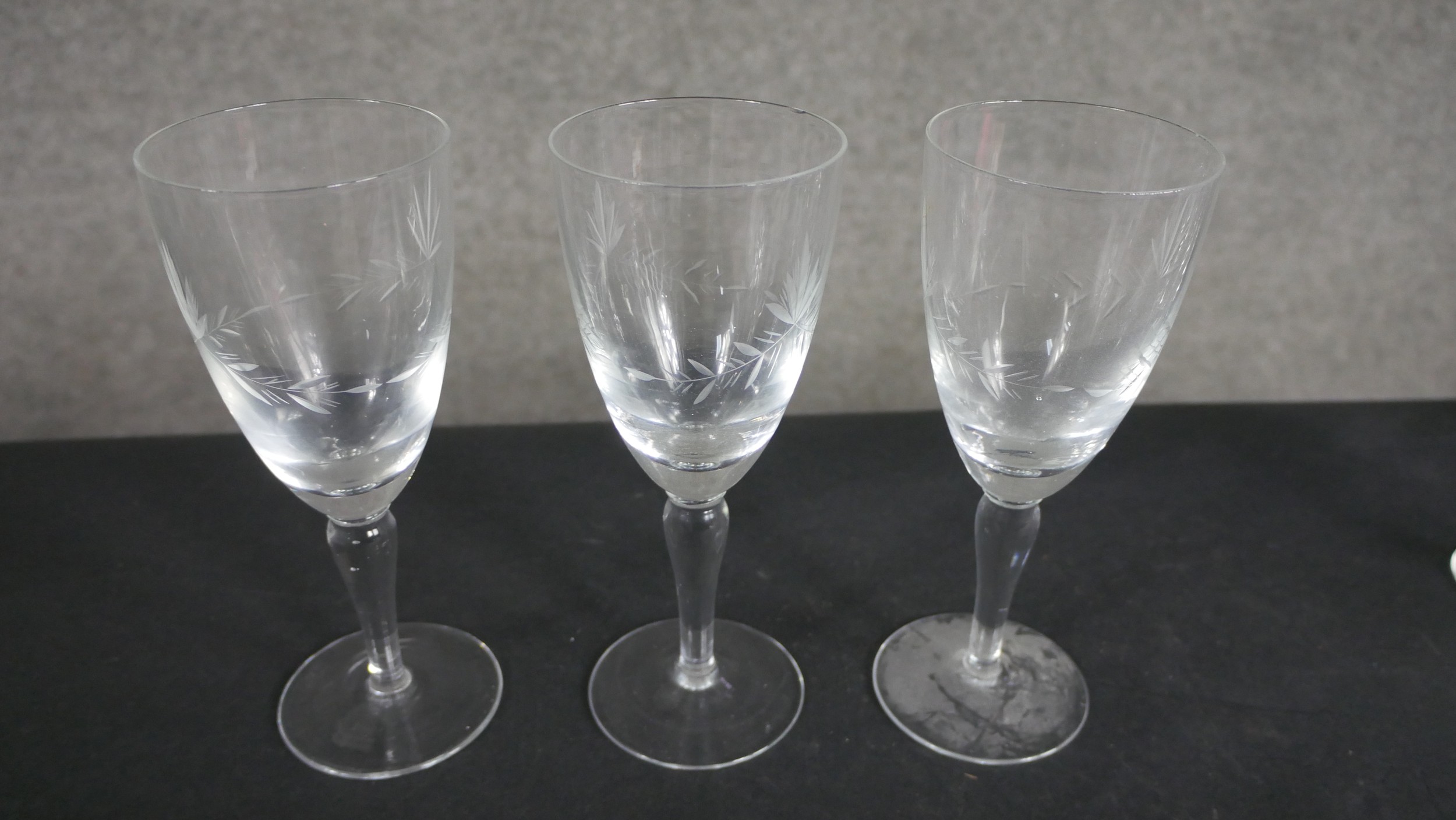 A collection of six pieces of etched glassware, including a stylised foliate design carafe, a set of - Image 4 of 5