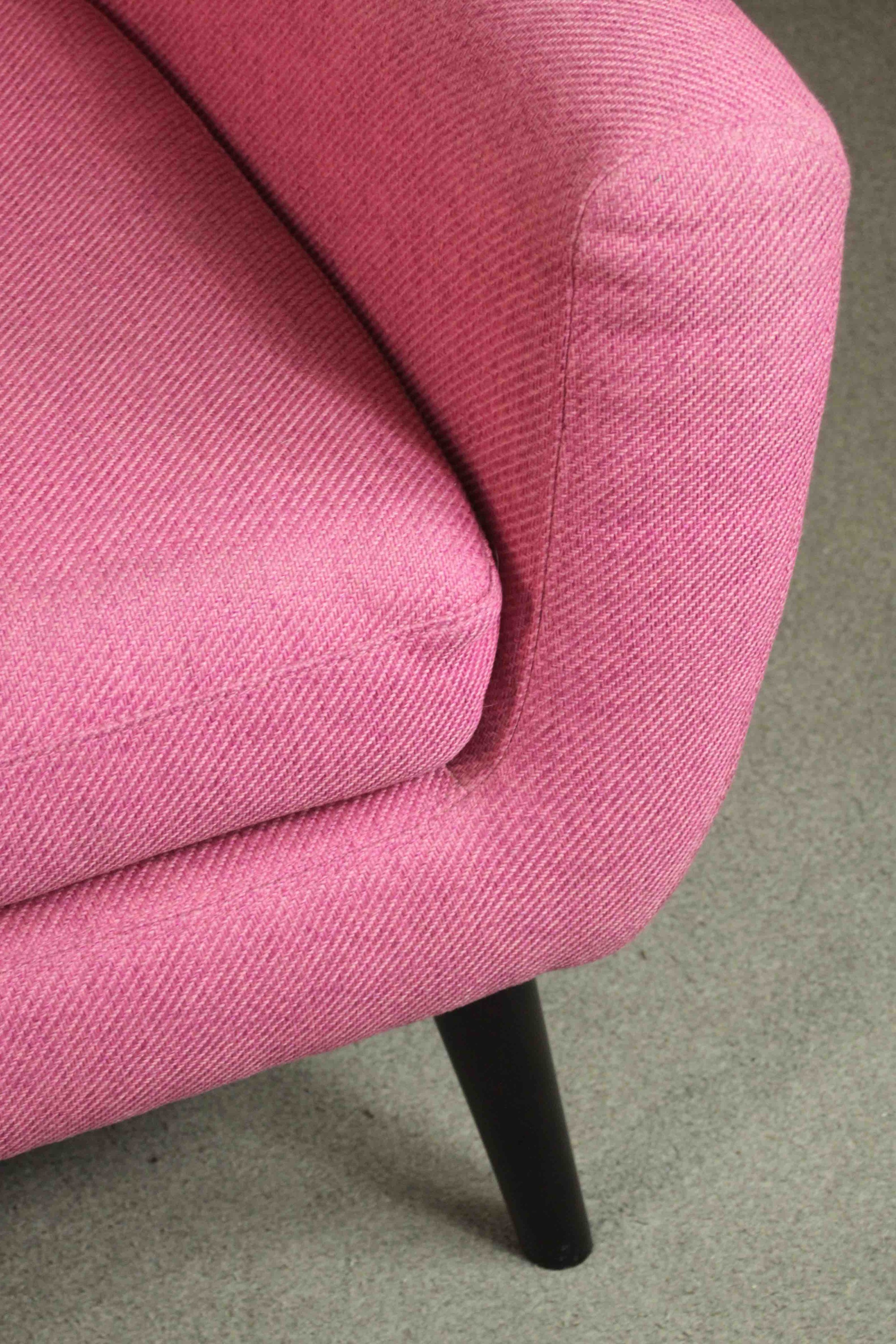 A contemporary Made.com Ritchie sofa, upholstered in pink with a polychrome buttoned back on - Image 4 of 8