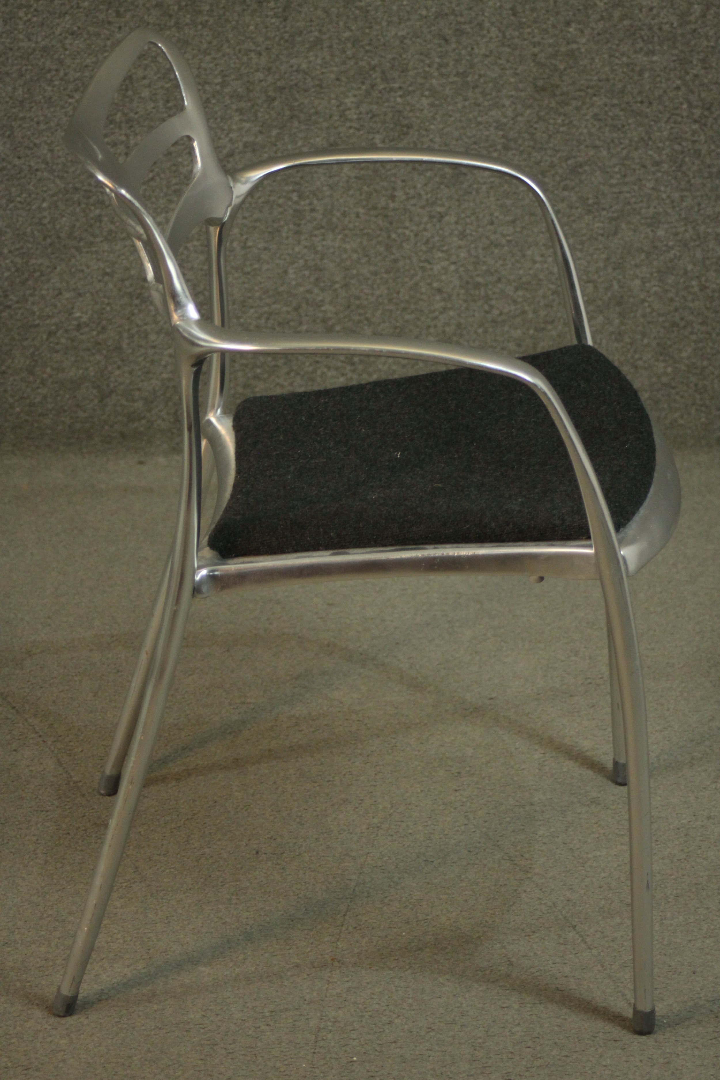 A Liceo chair by Alutec, made from cast aluminum, with open arms, and a dark grey upholstered - Image 2 of 7