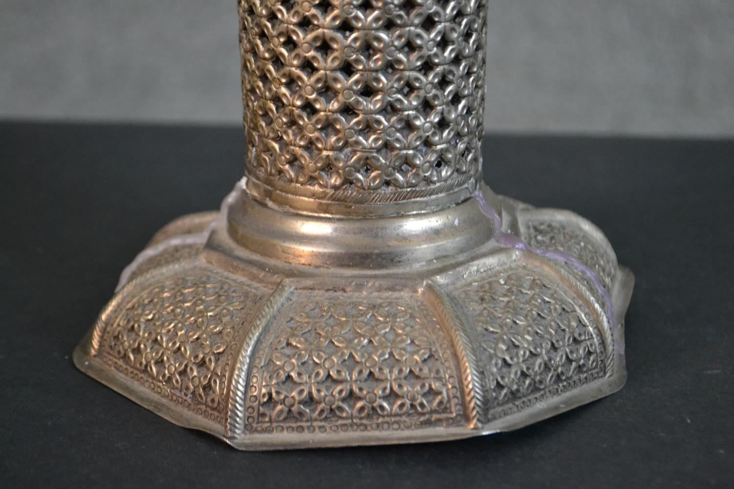 An Indian low grade silver pierced design candle holder with hexagonal base. Stamped silver (base - Image 15 of 17