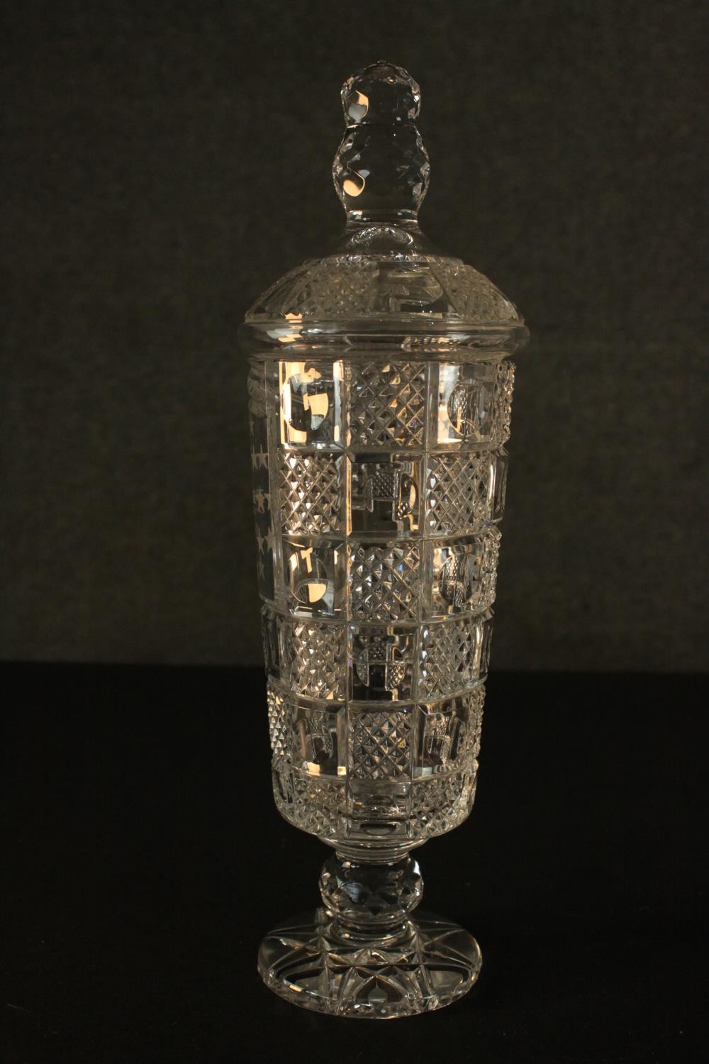 A collection of cut crystal and glass, including a large cut crystal lidded jar, various size jugs - Image 8 of 14