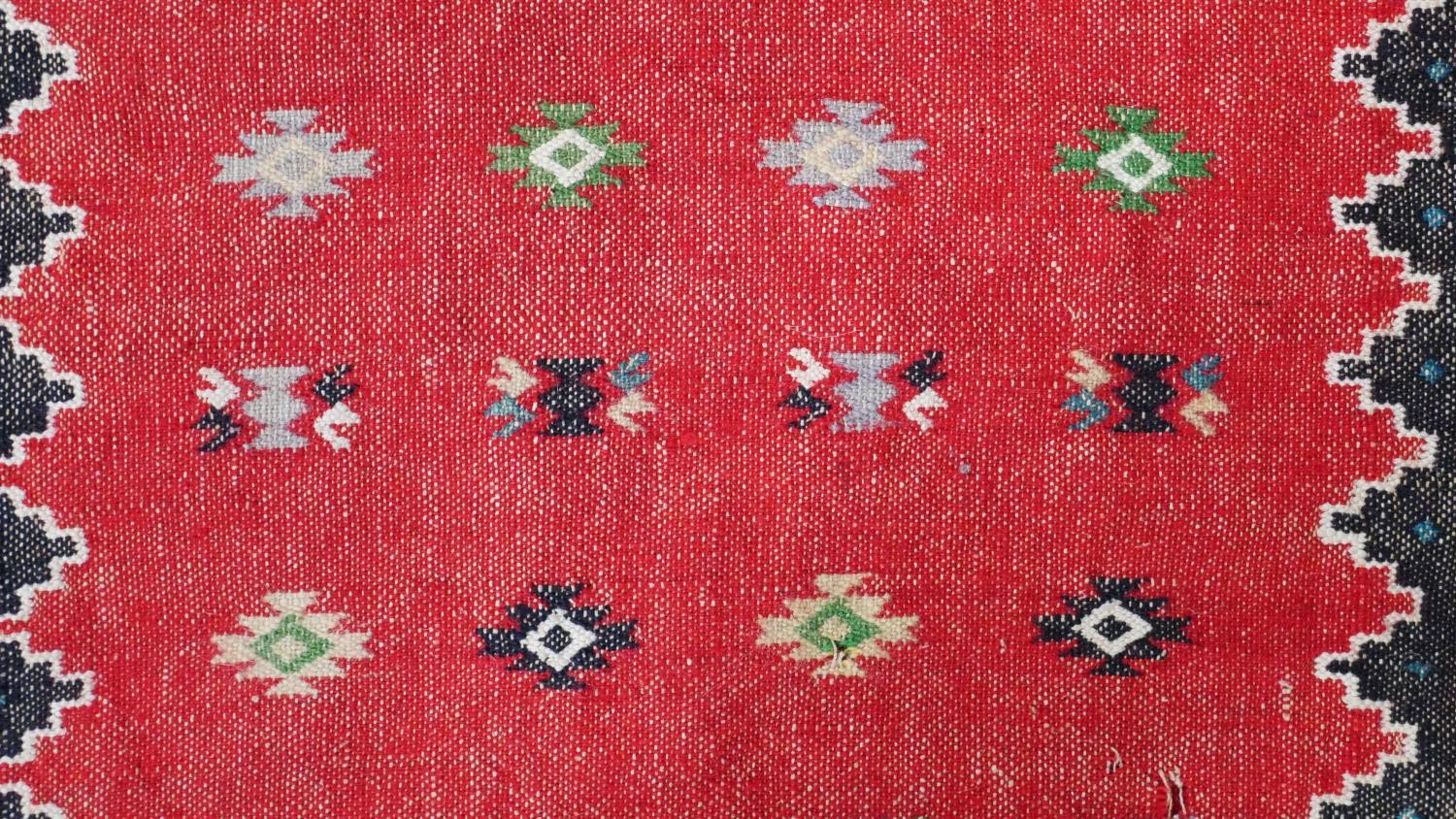 A red ground handmade Kelim rug L.67 W.55cm - Image 3 of 4