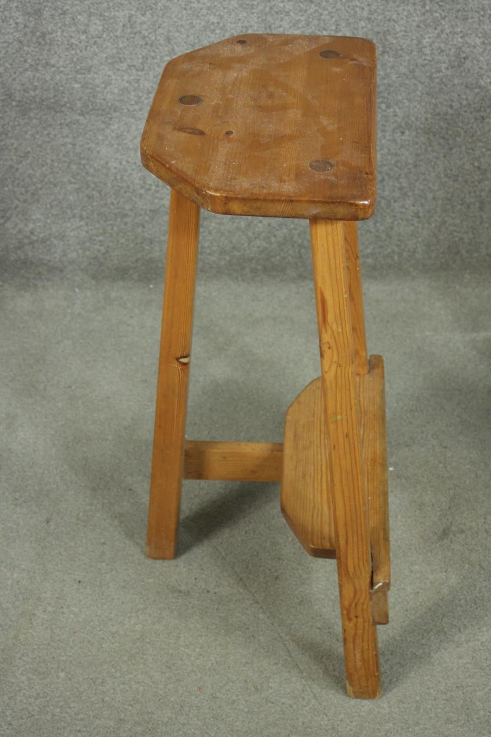 A pair of 20th century pine bar stools, the seat with two canted corners, on splayed square - Image 4 of 6