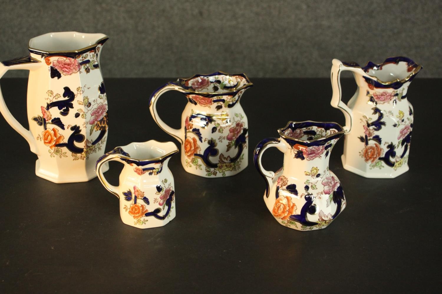 A collection of five Mason's ironstone Mandalay pattern jugs, of varying sizes. H.19 Dia.9cm ( - Image 2 of 10