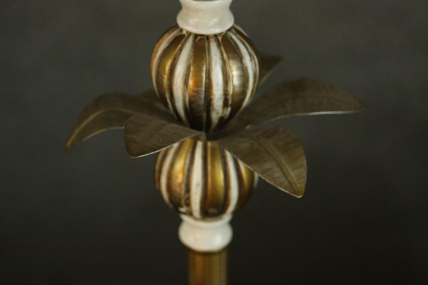 A pair of parcel gilt and white painted table lamps, with leaf detail, on four acanthus leaf feet, - Image 5 of 6