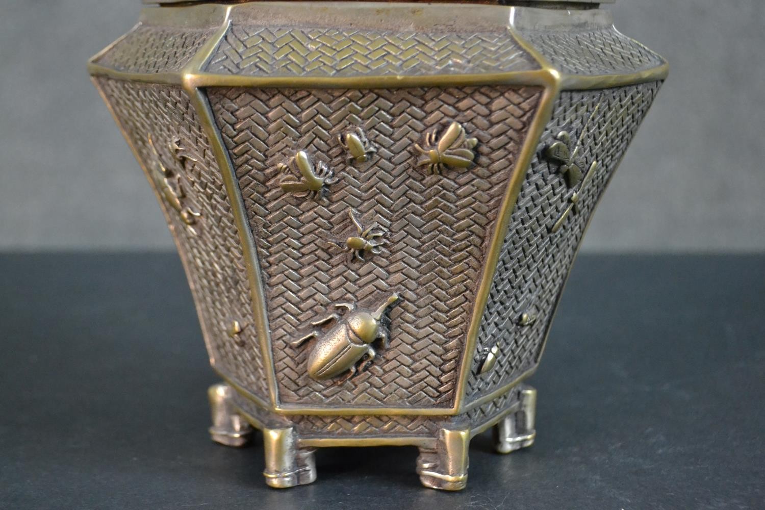 A Chinese brass woven design lidded box with relief insects and cicada finial along with an engraved - Image 8 of 10