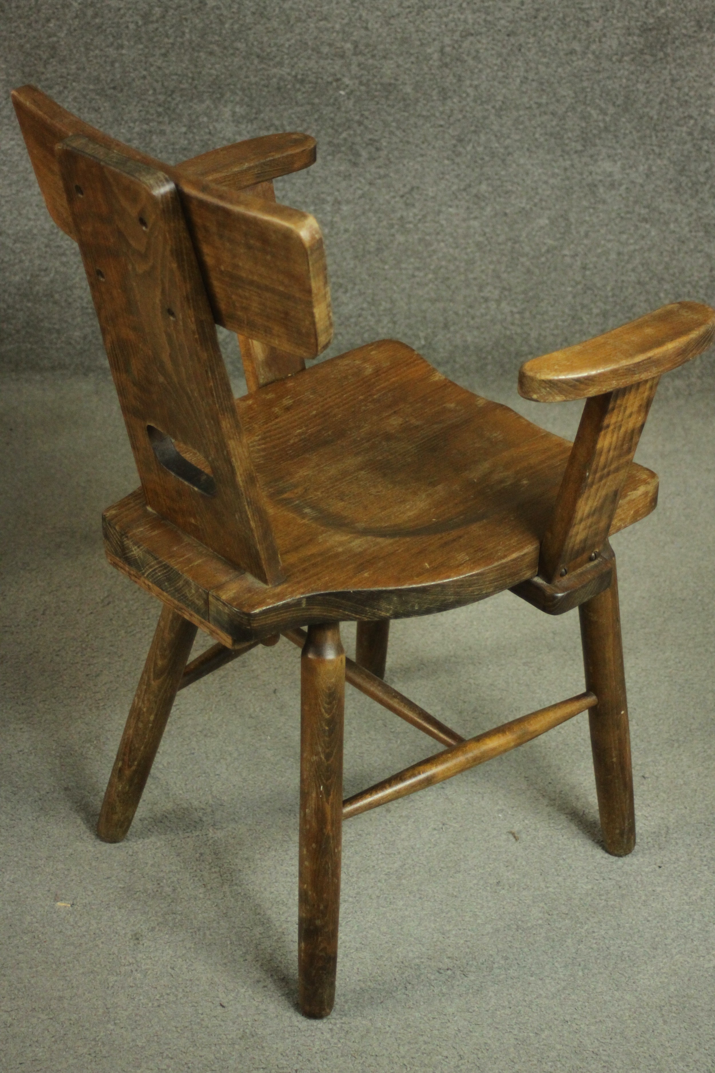 A set of six 20th century country style chairs, with a bar back on a splat with a cutout, over a - Image 6 of 7