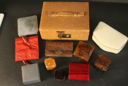 A collection of jewellery boxes, including various leather Victorian and Edwardian boxes. H.8 W.20