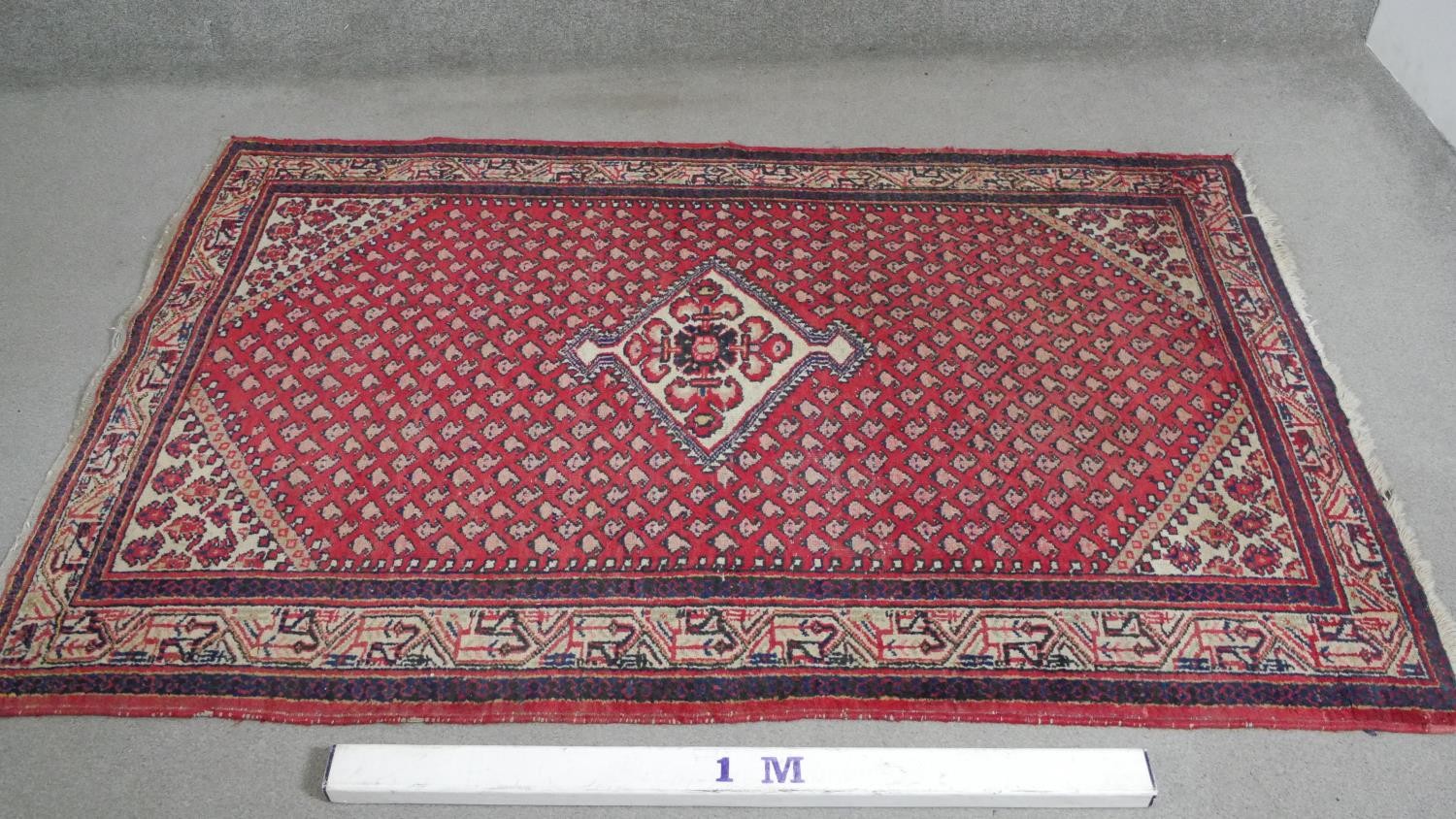 A red ground handmade Persian sarouk rug. L.204 H.130cm - Image 2 of 5