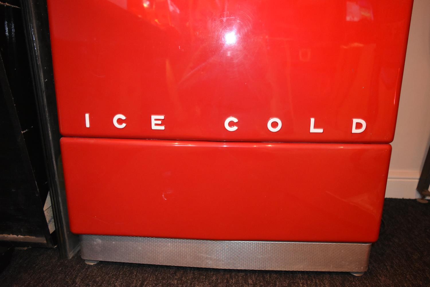 1950's / 1960's Coca-Cola vending machine. U.S import. Complete but untested. No key to front - Image 6 of 23