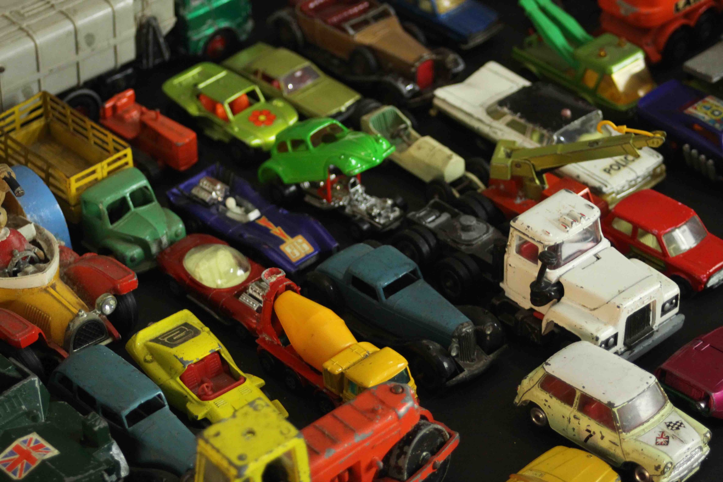 A large collection of approximately eighty play worn die cast vehicles. Various makes including - Image 8 of 16