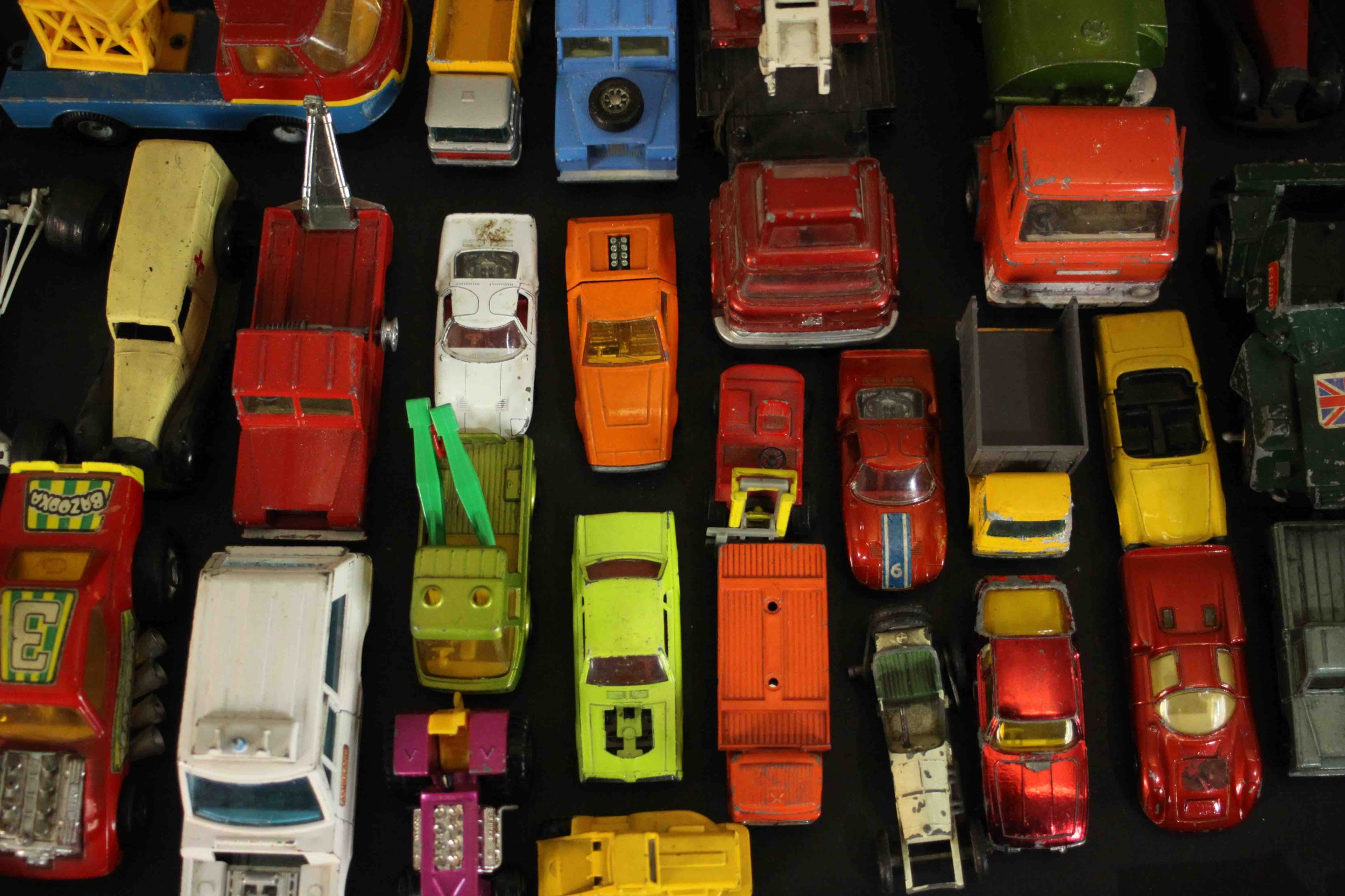A large collection of approximately eighty play worn die cast vehicles. Various makes including - Image 7 of 16