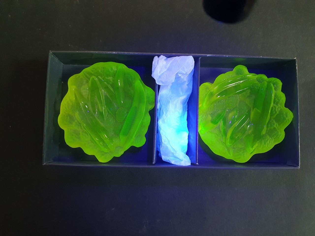 A boxed pair of Daum mini 'Mimosa' design uranium glass salts with glass spoons (one broken). Signed - Image 8 of 8