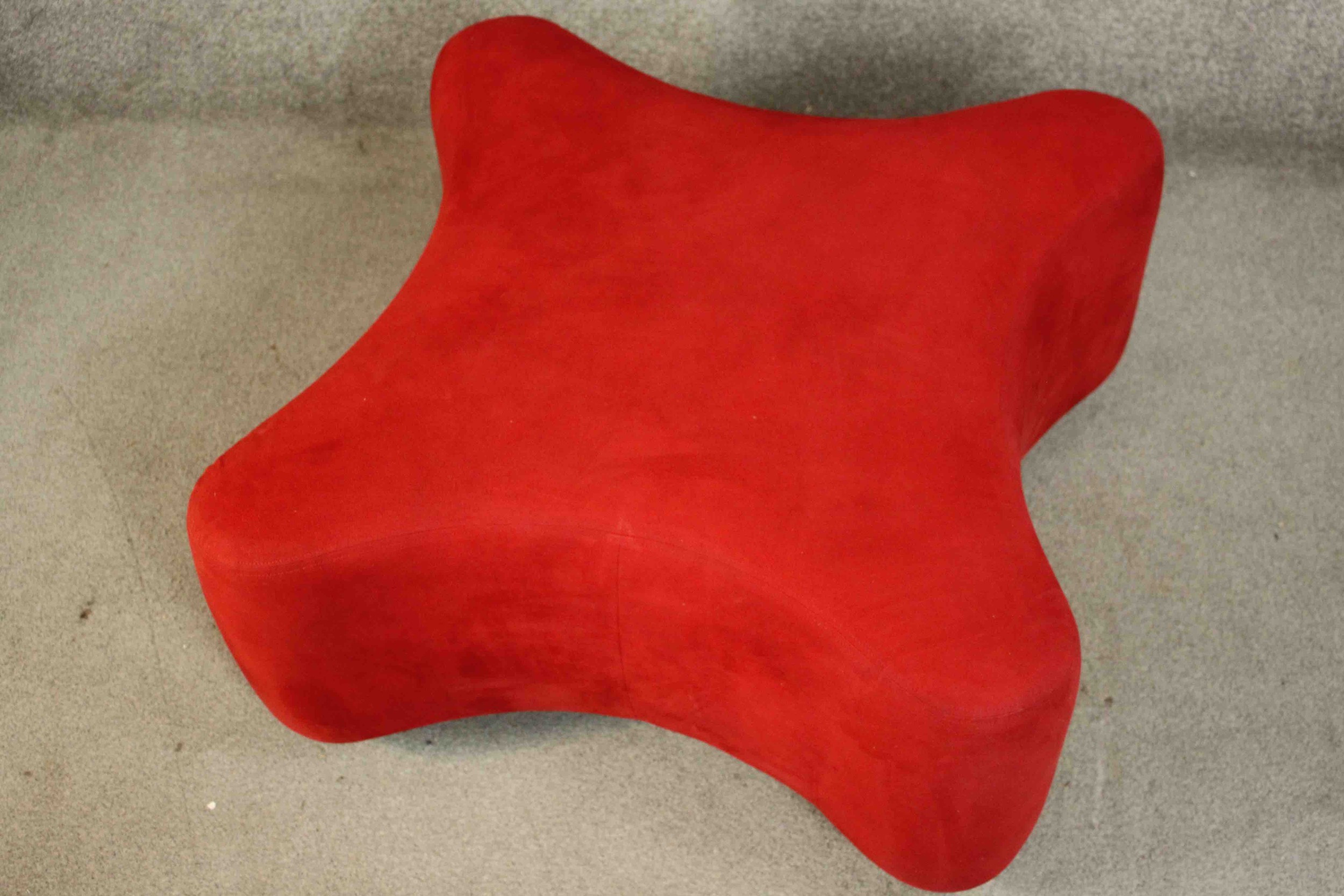 A contemporary OXO stool, of X form upholstered in red fabric on ebonised beech cylindrical feet. - Image 9 of 9
