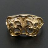 9ct gold Commedia Dell Arte ring, 2.2 grams. Size M 1/2, 10 mm wide. UK Postage £12.