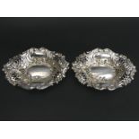 Edwardian pair of Walker & Hall silver bon bon dishes, Sheffield 1904, 91 grams. 13 cm wide. UK