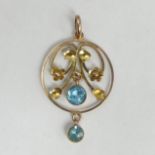 9 carat gold ornate stone set pendant, 1.6 grams. 38 mm long. UK Postage £12.
