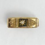 George V 9 carat gold diamond set scarf clip, Birmingham 1915, 5 grams. 23 x 10 mm. UK Postage £12.