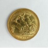 1915 George V gold 1/2 Sovereign. UK Postage £12.