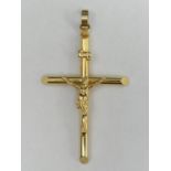 9ct gold crucifix pendant, 4.5 grams. 70 x 40 mm. UK Postage £12.