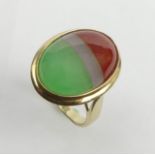 14ct gold 3 colour jade ring, 5.6 grams. Size O, 20.5 mm. UK Postage £12.