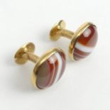 9ct gold agate banded cufflinks, B.L Fuller, Lond.1987, 16.3 grams. 19.2 mm diameter. UK Postage £