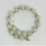 14ct gold and jade bead bracelet, 16.7 grams. 190 x 8.3 mm. UK Postage £12.