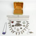 Various items of silver jewellery, including a Victorian horseshoe brooch and an enamelled locket.