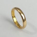 22ct gold wedding ring, London 1959, 4.9 grams. Size M 1/2, 3.24 mm. UK Postage £12.