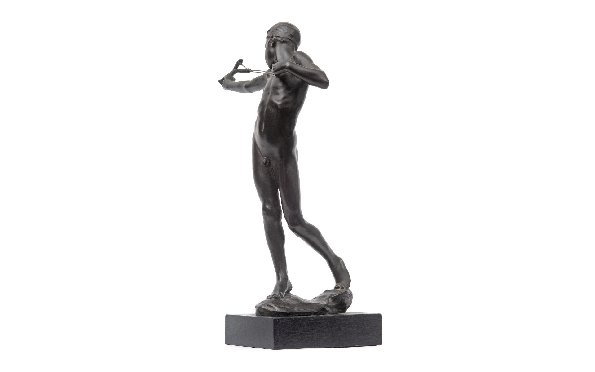 SIR WILLIAM REID DICK R.A. (BRITISH, 1879-1961): A RARE BRONZE FIGURE OF 'SLING BOY' - Bild 3 aus 7