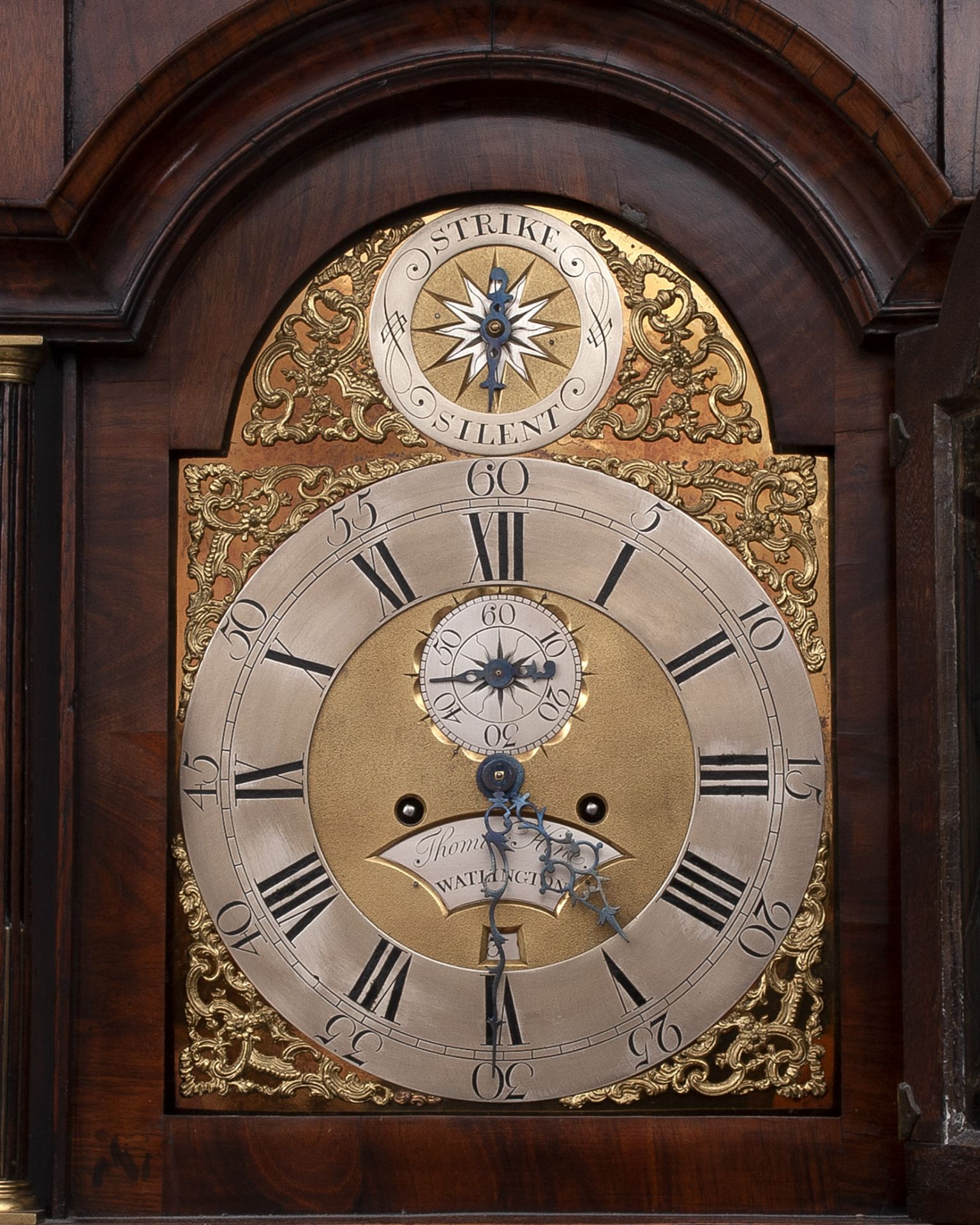 A MID 18TH CENTURY WALNUT LONGCASE CLOCK SIGNED THOMAS HINE - Image 2 of 2