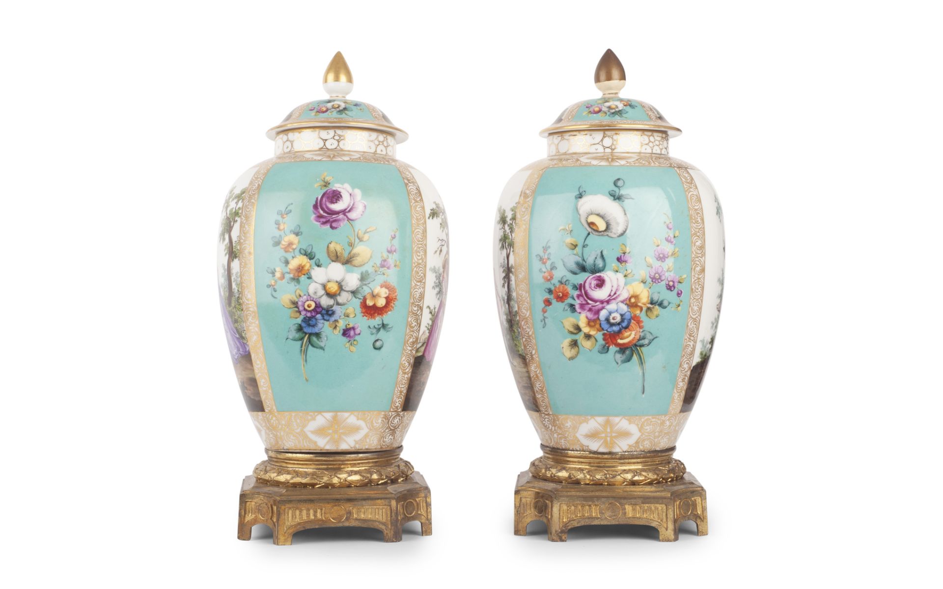 A PAIR OF 19TH CENTURY DRESDEN PORCELAIN VASES AND COVERS IN THE MANNER OF HELENA WOLFSOHN - Bild 3 aus 4